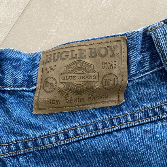 Vintage Bugle Boy Denim Booty Shorts 6 - Picture 7 of 8